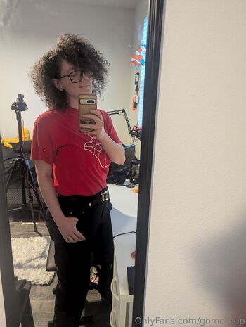 Ash Westfal / gomoreup nude photo #23