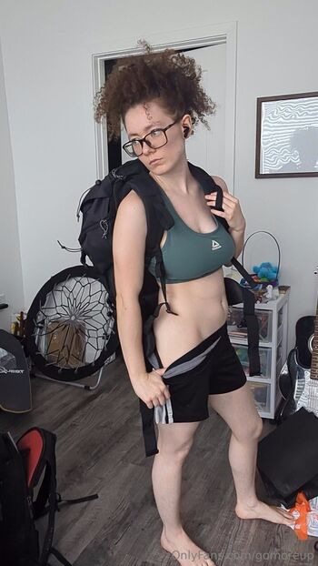 Ash Westfal / gomoreup nude photo #31