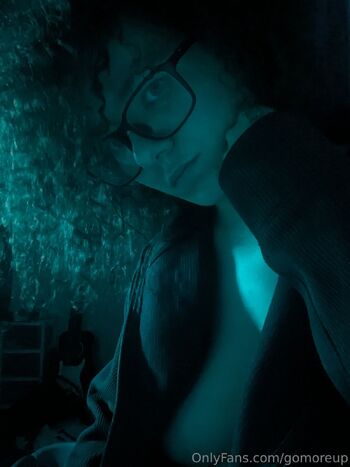 Ash Westfal / gomoreup nude photo #38