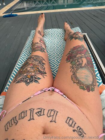 Chloë / goodgirl.nextdoor nude photo #11