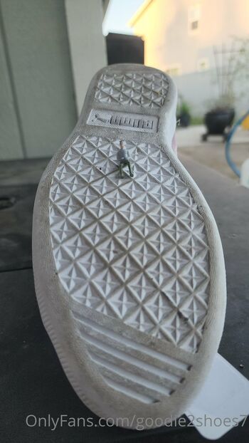 Shelby Kinkste / goodie2shoes7 nude photo #7