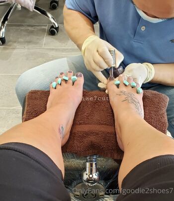 Shelby Kinkste / goodie2shoes7 nude photo #18