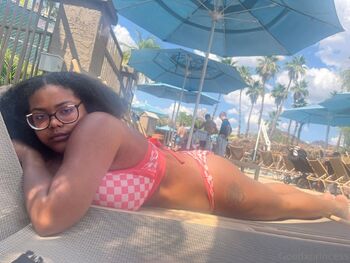 La-La-Lauren / goodxprincess nude photo #8