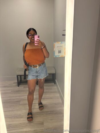 Lauren / goodxprincessgf nude photo #12