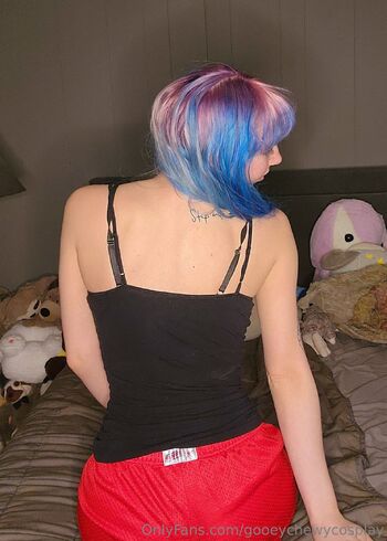 Gooeychewycospla / gooeychewycosplay nude photo #9