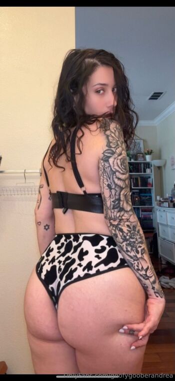 AndreaBellor / goofygooberandrea nude photo #4