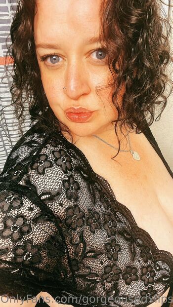 Ry / gorgeouspdxlips nude photo #27