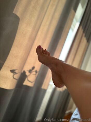 gorgeouspedi nude photo #19