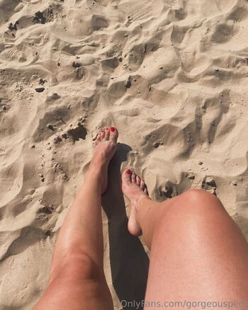 gorgeouspedi nude photo #20