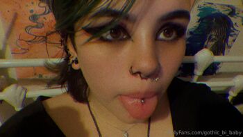 Kayla Kay / gothic_bi_baby / little_gothic_sub / mmichelle698 nude photo #1