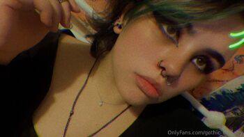 Kayla Kay / gothic_bi_baby / little_gothic_sub / mmichelle698 nude photo #3