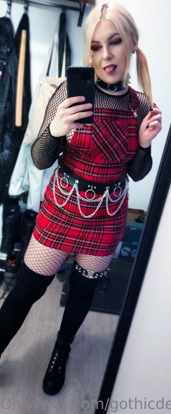 GothicDemones / gothicdemoness nude photo #26