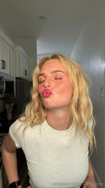 Grace / gracesweets nude photo #46