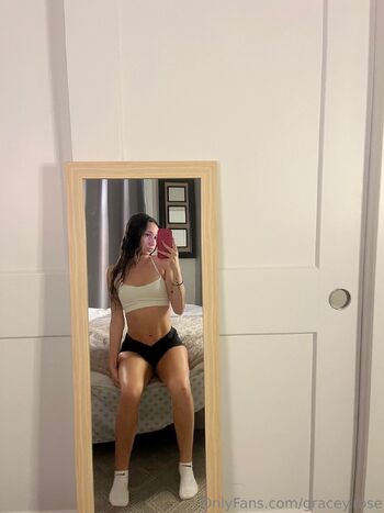 Grace / gracey.rose nude photo #1