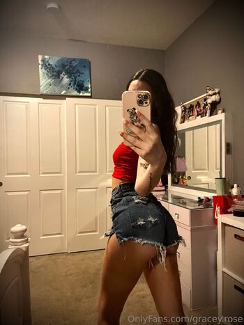 Grace / gracey.rose nude photo #24