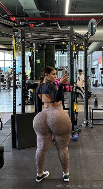 x airplane girl / graciebon2 nude photo #29