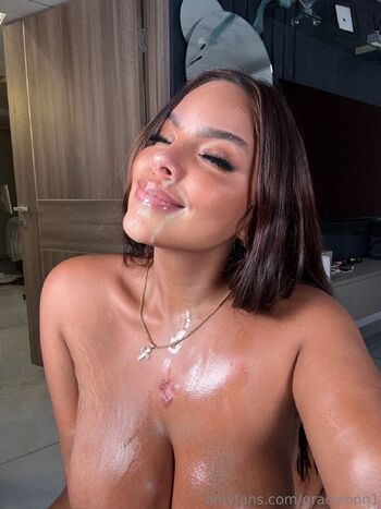 x airplane girl / graciebon2 nude photo #35