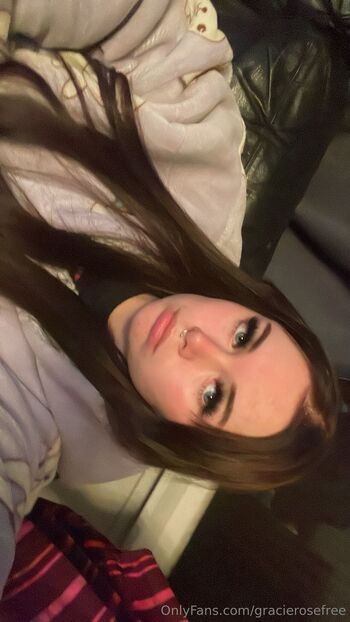 gracie / gracierosefree nude photo #11