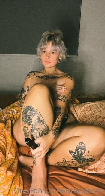𝖌𝖗𝖆𝖈𝖎 / graciexcvii nude photo #29