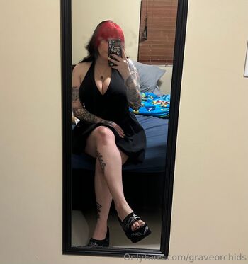Grave / graveorchids nude photo #22
