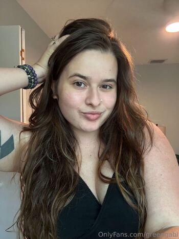 Gab / greengabi nude photo #15