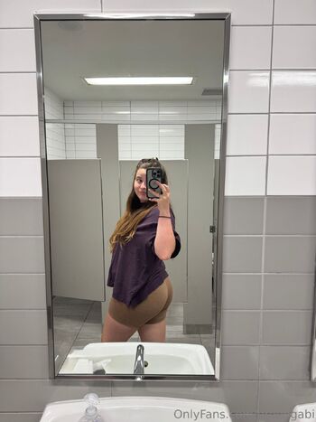 Gab / greengabi nude photo #16