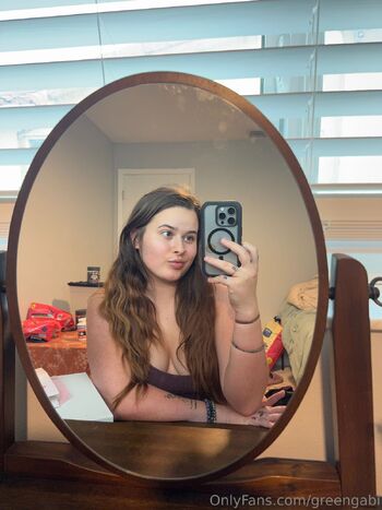 Gab / greengabi nude photo #33
