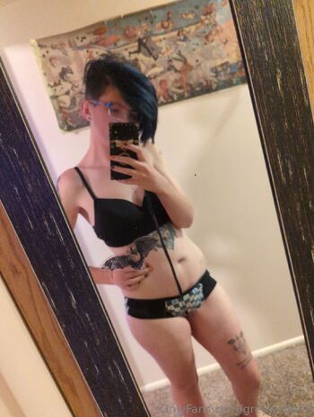 Grey Wol / greywolfe96 nude photo #5