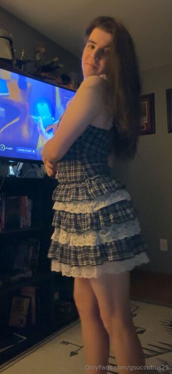 Drewskii / gsuccubus25 nude photo #22