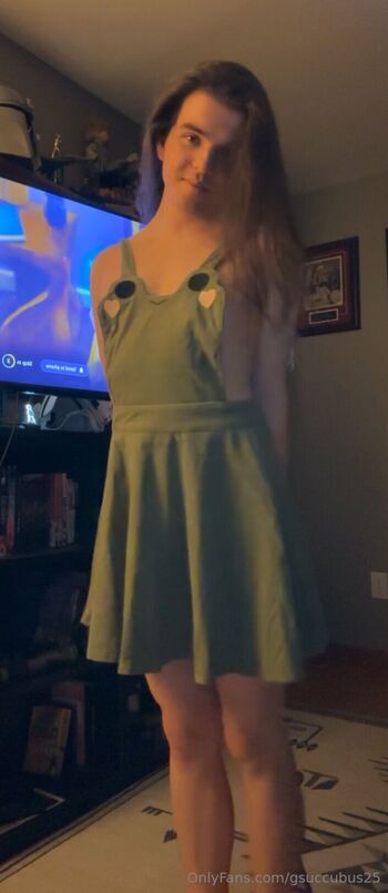 Drewskii / gsuccubus25 nude photo #24