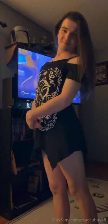 Drewskii / gsuccubus25 nude photo #33