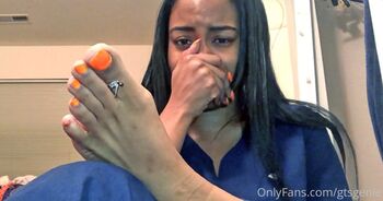 Giantess Geni / gtsgenie nude photo #9