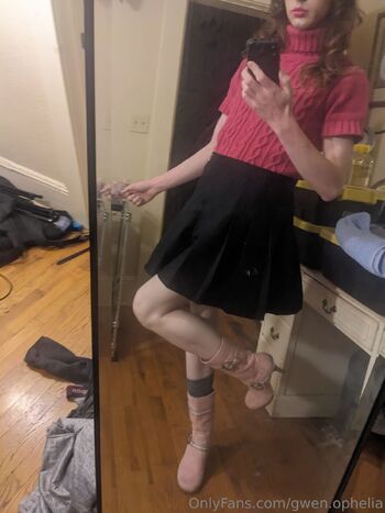 Gwen Opheli / gwen.ophelia / gwen_ophelia / gwynophelia nude photo #27