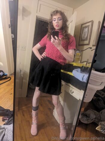 Gwen Opheli / gwen.ophelia / gwen_ophelia / gwynophelia nude photo #28