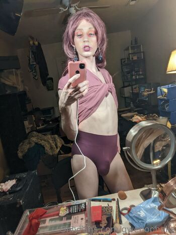 Gwen Opheli / gwen.ophelia / gwen_ophelia / gwynophelia nude photo #32