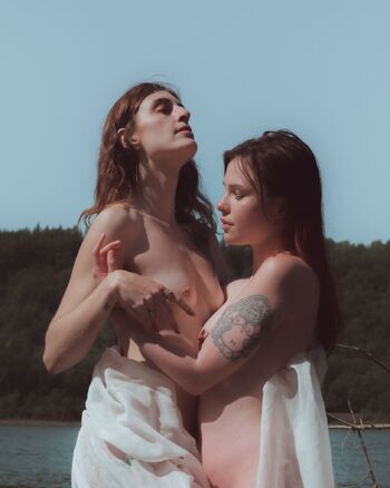 Gwen / gwenhoney nude photo #6