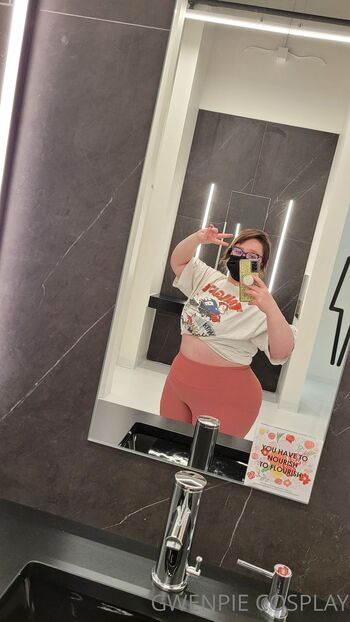 Gwenpi / gwenpie nude photo #24