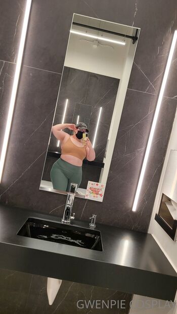 Gwenpi / gwenpie nude photo #25