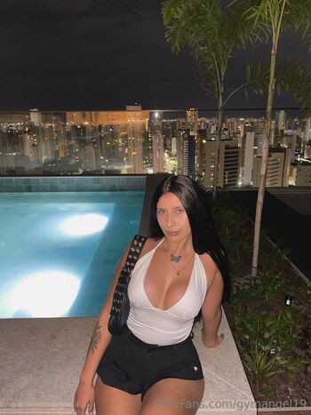 Nina Flex Petit / gymangel19 nude photo #2