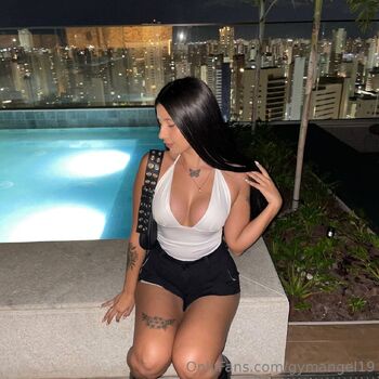 Nina Flex Petit / gymangel19 nude photo #3