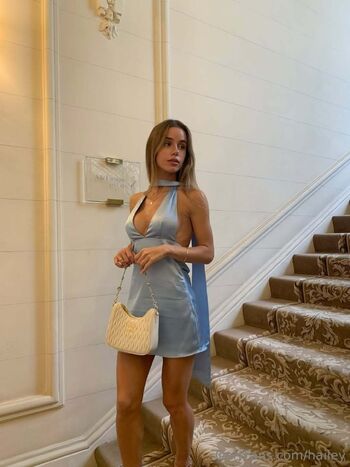 Hailey Gric / hailey nude photo #17