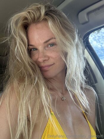 Hailey / hailey_pandolfi nude photo #3