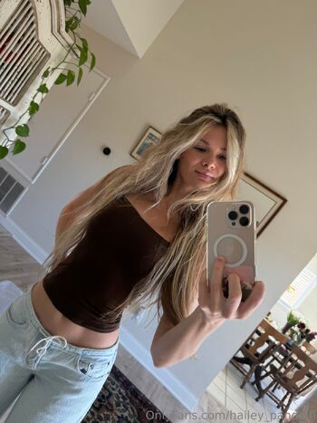 Hailey / hailey_pandolfi nude photo #16