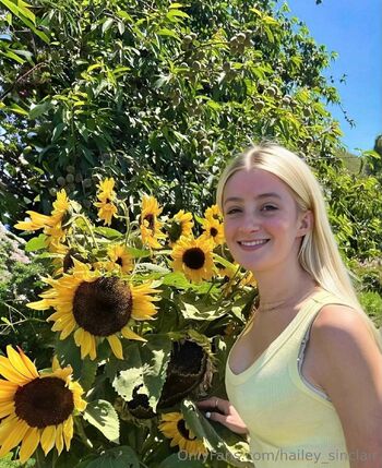 HAILEY SINCLAIR / hailey_sinclair nude photo #21