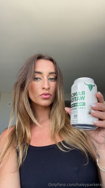 Hailey Parker / haileyparkerxo nude photo #17