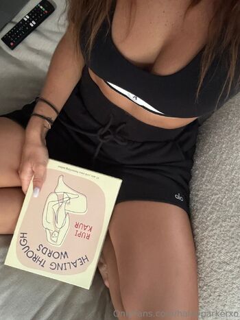 Hailey Parker / haileyparkerxo nude photo #19