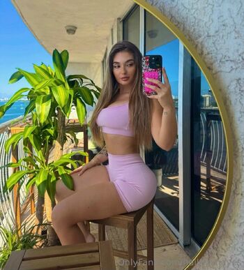 Hailey Haye / haileyxhayes nude photo #16