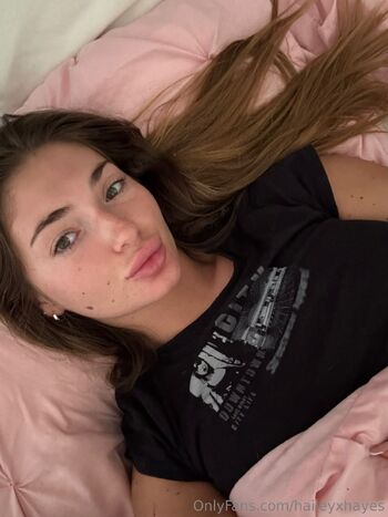 Hailey Haye / haileyxhayes nude photo #21
