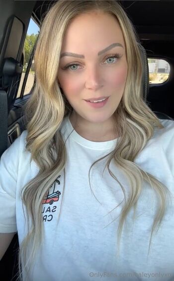 Haley 63 Big Titty Blonde / haleyonlyxo / haleyonlyx nude photo #26