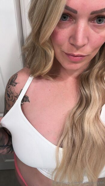 Haley 63 Big Titty Blonde / haleyonlyxo / haleyonlyx nude photo #32